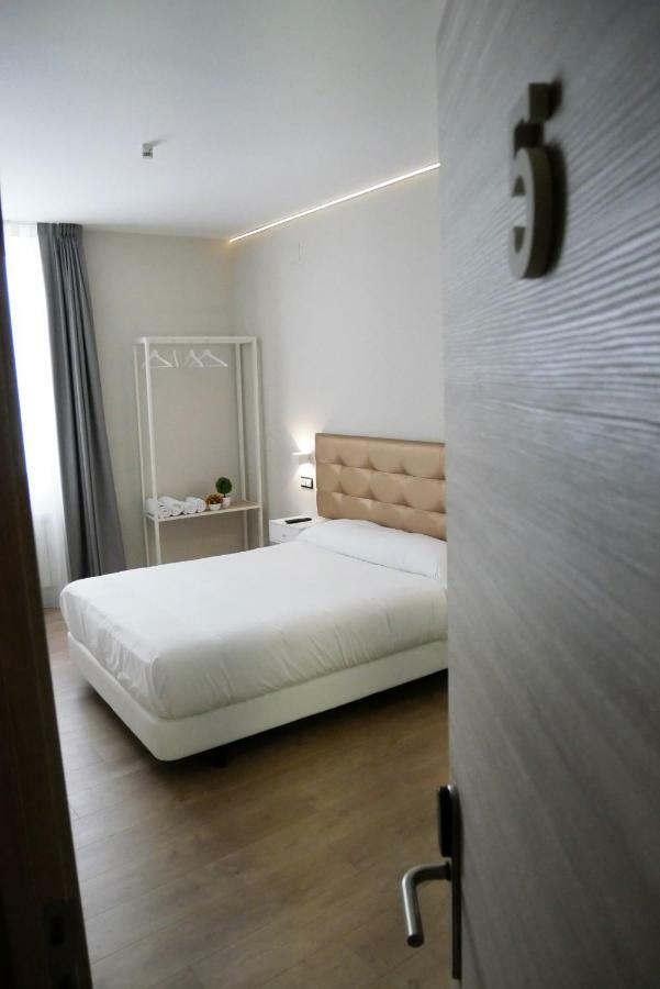 Hotel Art Burgo Exterior foto